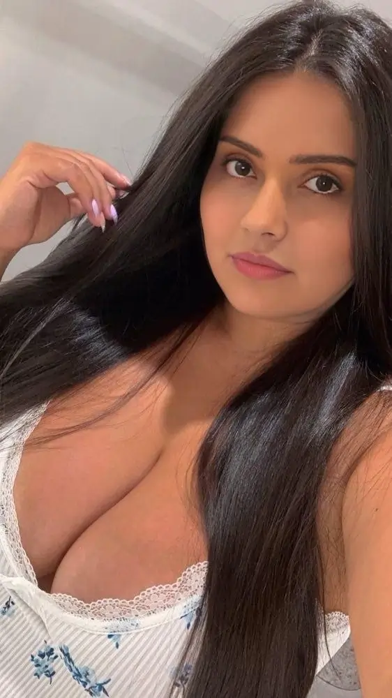 Riya Mahipalpur Call Girl Service